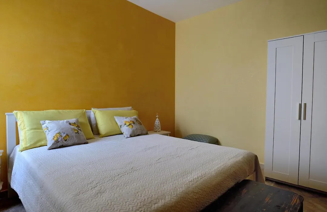 Lumie Di Sicilia-1