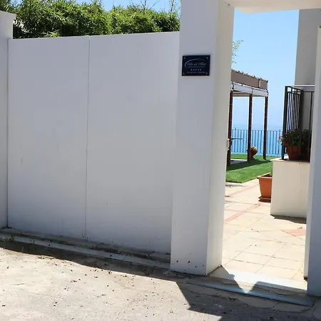 B&B Vista sul Mare-2